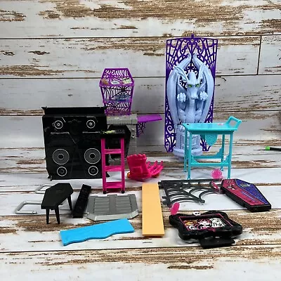 Monster High Doll House Playset Accessories Parts (GG) • $21.40