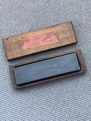 Small Vintage Cased Blue Sharpening Stone Wet Stone Oil Stone. • $22.38