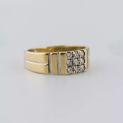 Excellent 18ct Yellow Gold Diamond Signet Ring - Size O - 3.8 Grams • £295