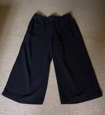 HM Cropped Wide Trouser Black Size EUR 38 • £9.99