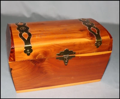 $22 • Buy 💨 Hand Made Cedar Box ✧ Brass Decoration & Latch ✧treasure Box Coffin Shaped