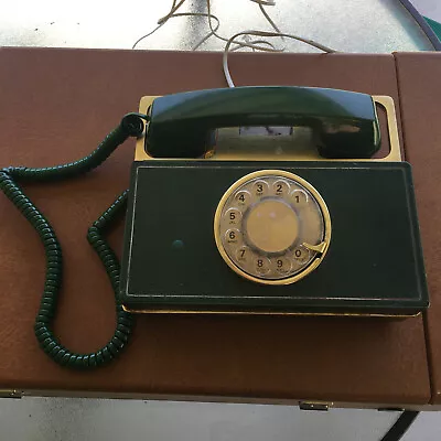 Western Electric Design Line Elite Dial Telephone Model 930B30 Green Phone WORKS • $99.99