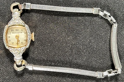 $90 • Buy Vintage Bulova Ladies 14k Gf Watch