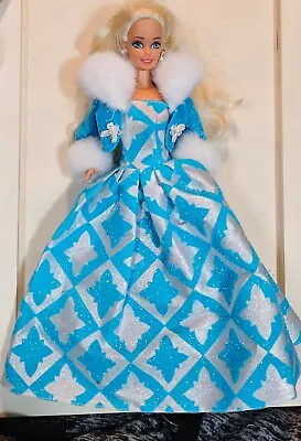 ❄️Barbie Winter Renaissance Doll 1996 EUC C341G  • $18.31