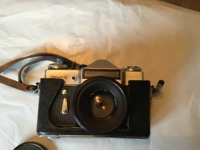 £14.99 • Buy VINTAGE Zenit E Camera IN VGC Made In Russia In Case