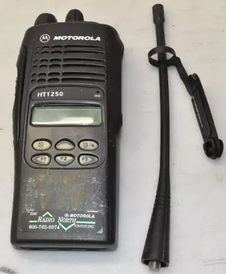 Motorola Ht1250 Model Aah25rdf9aa5an Uhf Untested No Battery Or Charger. • $9.99