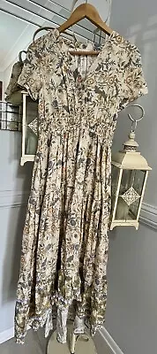 Iris Maxi Floral Dress Size 8 • $25