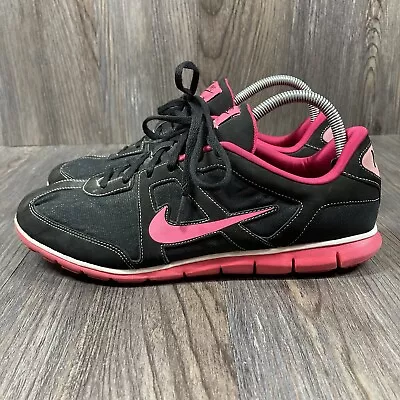 $17.03 • Buy Nike Oceania NM 443937-060 Size 10 Black Pink Lightweight Training Sneakers
