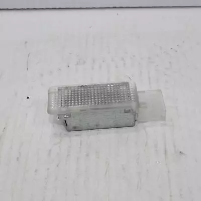 2011-2018 Volkswagen Jetta Oem Glove Box Light 7l0947415 • $12.59