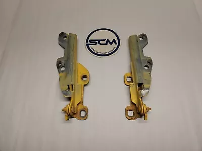 94-04 Ford Mustang Hood Hinge Set Zinc Yellow 95 96 97 98 99 00 01 02 03 Code B7 • $29.99