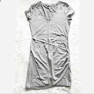 $29.99 • Buy ATHLETA STRIPED V NECK DRESS SIZE MEDIUM Athleisure Active