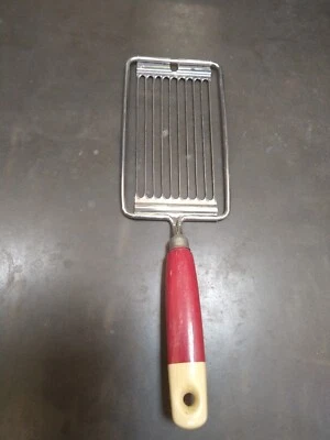 £0.99 • Buy Vintage Egg Or Meat Slicer. Red And Cream Handle. Great Condition. Kitchenalia
