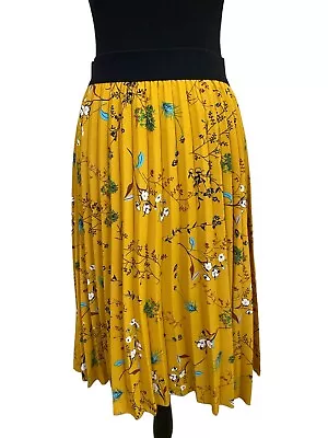 Metro Wear Mustard Yellow Floral Pleated Knee Length Skirt M • $14.99