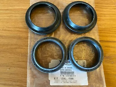 Triumph Front Fork Oil Seal Kit Daytona 675 Speed Triple R  See Below   • $24.59