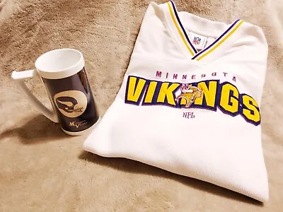 VINTAGE - NFL Official Minnesota Vikings V-Neck Knit Pullover Sweater  XL - MUG • $44.75