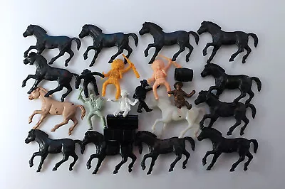 Payton Wagoneers Cowboys Horses & Accessories Vintage Plastic Playset Figures • $8.99