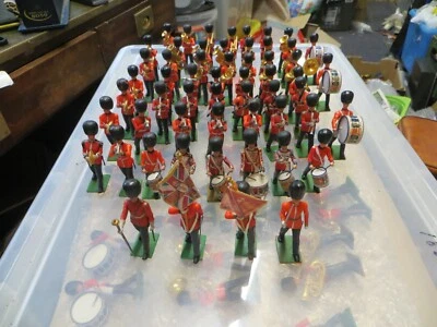 £9.95 • Buy Vintage Britains Eyes Right Scots Guards Large Marching Band X 55 Made In Uk