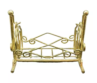 Dollhouse Furniture Gold-Tone Metal Swinging Cradle • $9