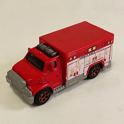 Matchbox Ambulance 2005 Red Rescue Fire Truck Loose Excellent! • $6.95