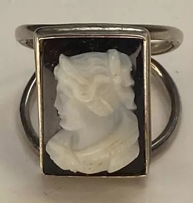 925 Sterling Silver & Carved White Cameo Ring Size 5.5 Vintage • $37.68