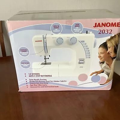 Janome 2032 Sewing Machine • £39.99