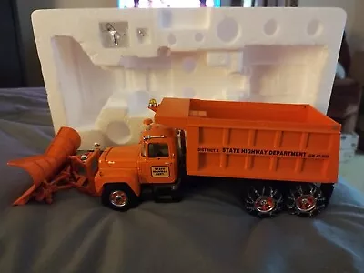 First Gear 19-2434 Mack R-Model Dump Truck With Plow State Hwy Dept 1:34 Scale • $74.99