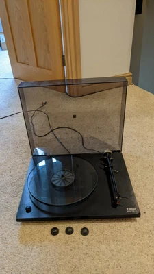 £285 • Buy Rega Planar 2 Vintage Manual Belt Drive Turntable, RB250. Ortofon 2m Red 