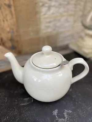 London Pottery Farmhouse Filter 4 Cup Teapot Cream • £28