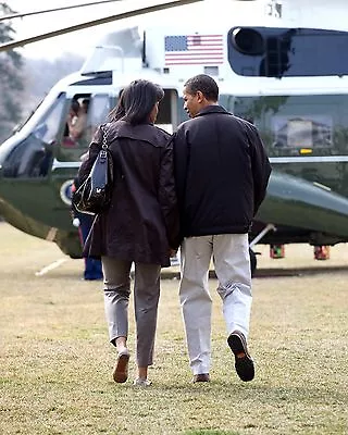 PRESIDENT BARACK OBAMA W/ MICHELLE WALKING TOWARD MARINE ONE 8X10 PHOTO (ZY-371) • $8.87