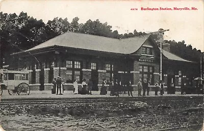 Burlington Station Maryville Missouri MO Railroad Depot 1913 Postcard • $11.95