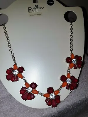 Daisy & Eve Red & Orange Floral Design Necklace Evans Brand Long Chain Outgoing • £6
