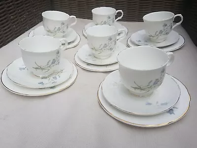 Vintage Sadler Wellington Flower Gold Gilt Design Cup Saucer & Side Plate Trio • £6.50