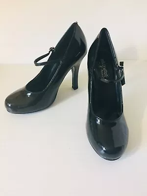 Hollywood Heels Black Size 8 1/2 High Heel Pump  - 4 Inch Heel - New • $27.80