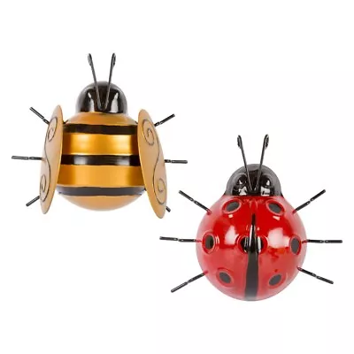 'K New Metal Garden  Bee /Ladybird Bug Statues Ornament Outdoor Wall Hanging Art • £13.12