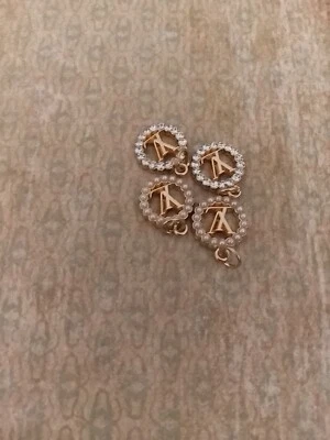 $56 • Buy Lot Of 4  LOUIS VUITTON LV ZIPPER PULL CHARM Gold  Tone Metal ,  Crystal 17mm 