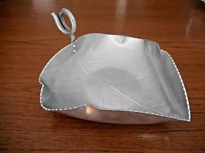 Vtg. Aluminum Leaf  Shaped Dish (Buenilum-Handwrought) VGC • $1.99