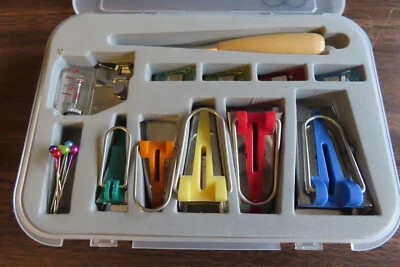 $2 • Buy Honeydew Bias Tape Maker Kit 5 Sizes 6,9,12,18,25 Mm Quilters Clips Binding Foot