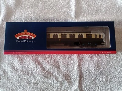 £30 • Buy Bachmann 34-051A GWR Collett Coach Shirtbutton Logo