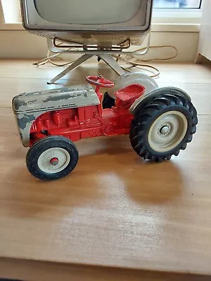 Vintage Ertl Ford Model 640 Farm Tractor 1:16 Scale Die-Cast • $29.99