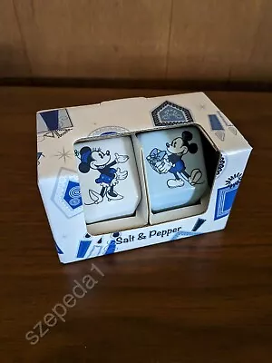 Disneyland  Mickey Mouse / Minnie Mouse Salt & Pepper Shakers 2021 FREE SHIP • $21.99