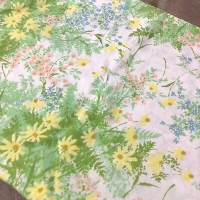 Vintage No Iron Percale Floral Pair Of Standard Pillowcases • $14.69