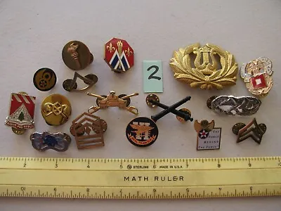 U.s. Military Insignia Grouping / Lot Deal #2 ~pins Badges Crests Ect ~nice~ • $12.95