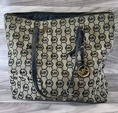 Michael Kors Jet Set North South Monogram Tote - Beige & Black - $198 MSRP! • $34.99