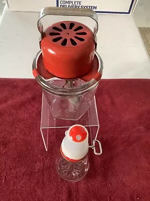 Vintage Electric 1 1/2 Pint Red Mixer And Red Nut Grinder • $39.99