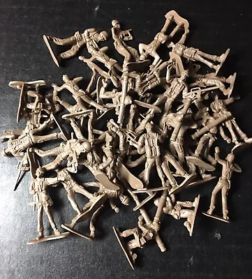 Vintage Brown Plastic Army Men Soldiers Figures WWII Style Lot 38 Pieces • $8.99