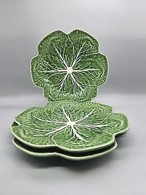 New - Bordallo Pinheiro Green Cabbage Leaf Majolica 10.5  Dinner Plates Set Of 3 • $84.99