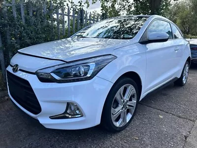 HYUNDAI I20 BREAKING 2017 MPI SPORT MK2 1.2 PETROL 5 SPEED MANUAL • £99.95