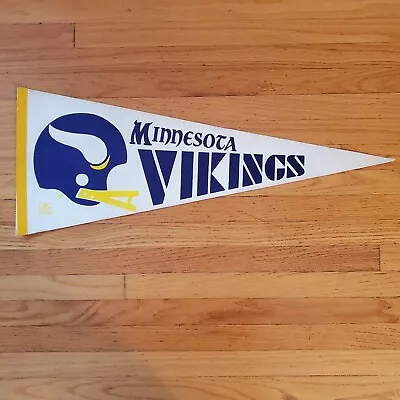 Vintage 1970s Minnesota Vikings NFL Football Pennant Full 2 Bar Helmet Felt NICE • $24.95