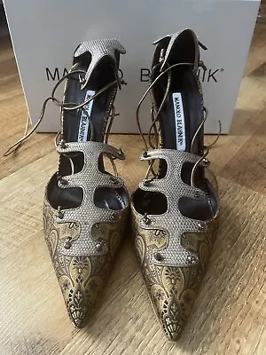 Manolo Blahnik Marne/Lizard Fabric Heels Women's Size 39 (US 9B) • $70