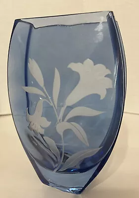 Blue Crystal Vase Sapphire Lily Frosted Glass Etched Poland 9x6x2” Mikasa • $40.45